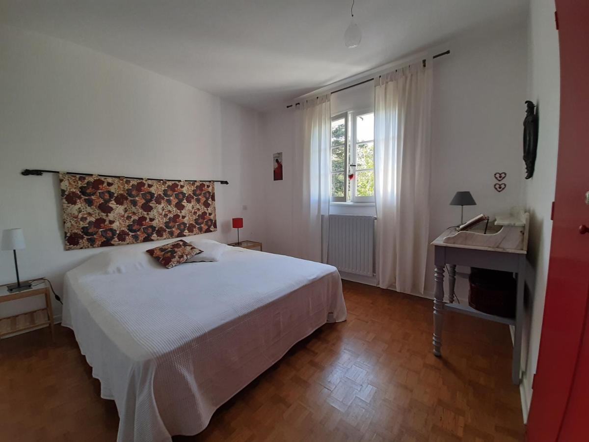 Chambre Soignee Et Accueillante A La Campagne - Ch Rouge L'Honor-de-Cos Zewnętrze zdjęcie